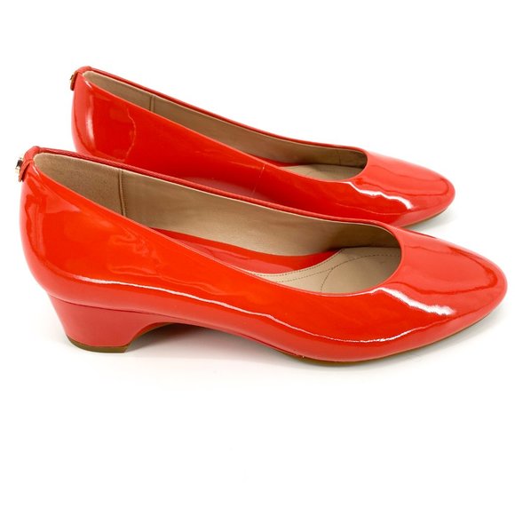 TARYN ROSE Babs Wedge Pumps - Picture 12 of 15